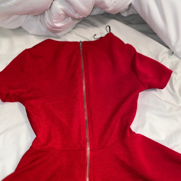 Red zip up shirt - Picture 2 of 2